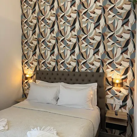 Lina & ゲストハウス 4*