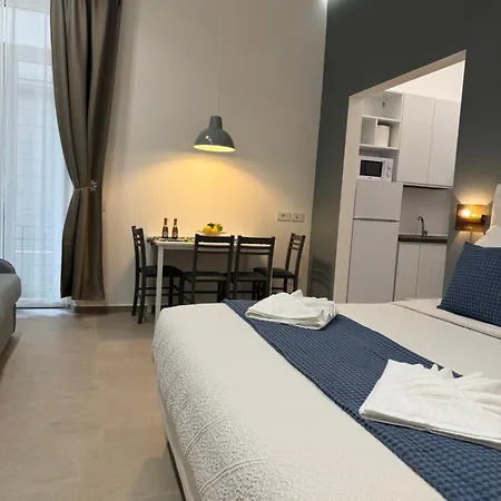 ゲストハウス Lina & ラ・スペツィア