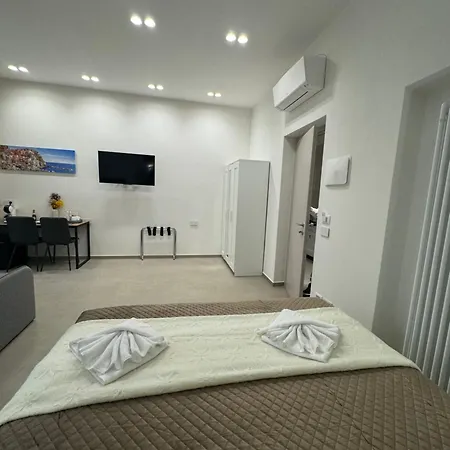 Lina & ラ・スペツィア